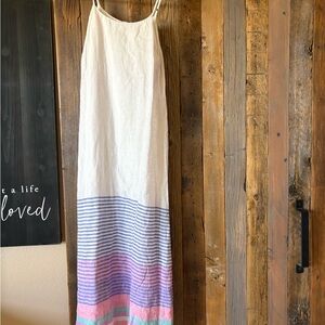 Linen maxi dress with lining.